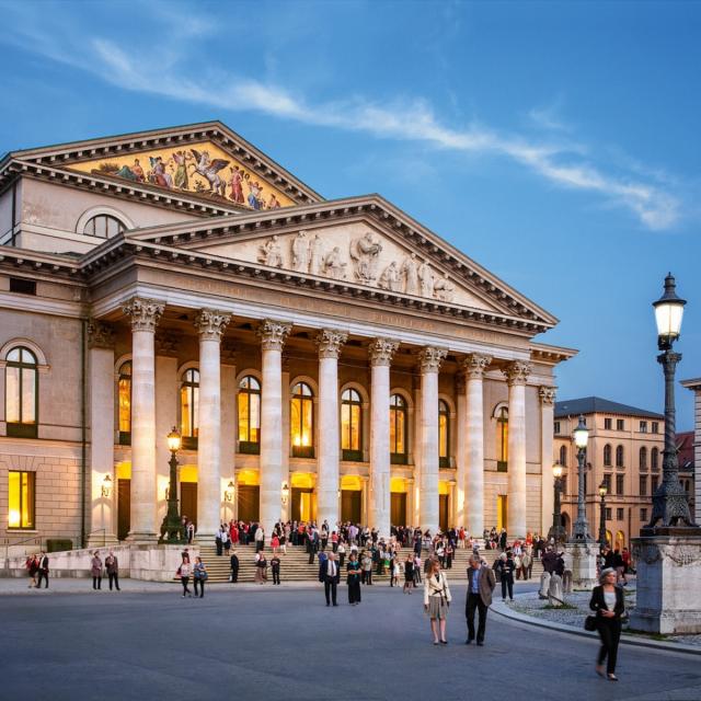 Nationaltheater München, Außenansicht
