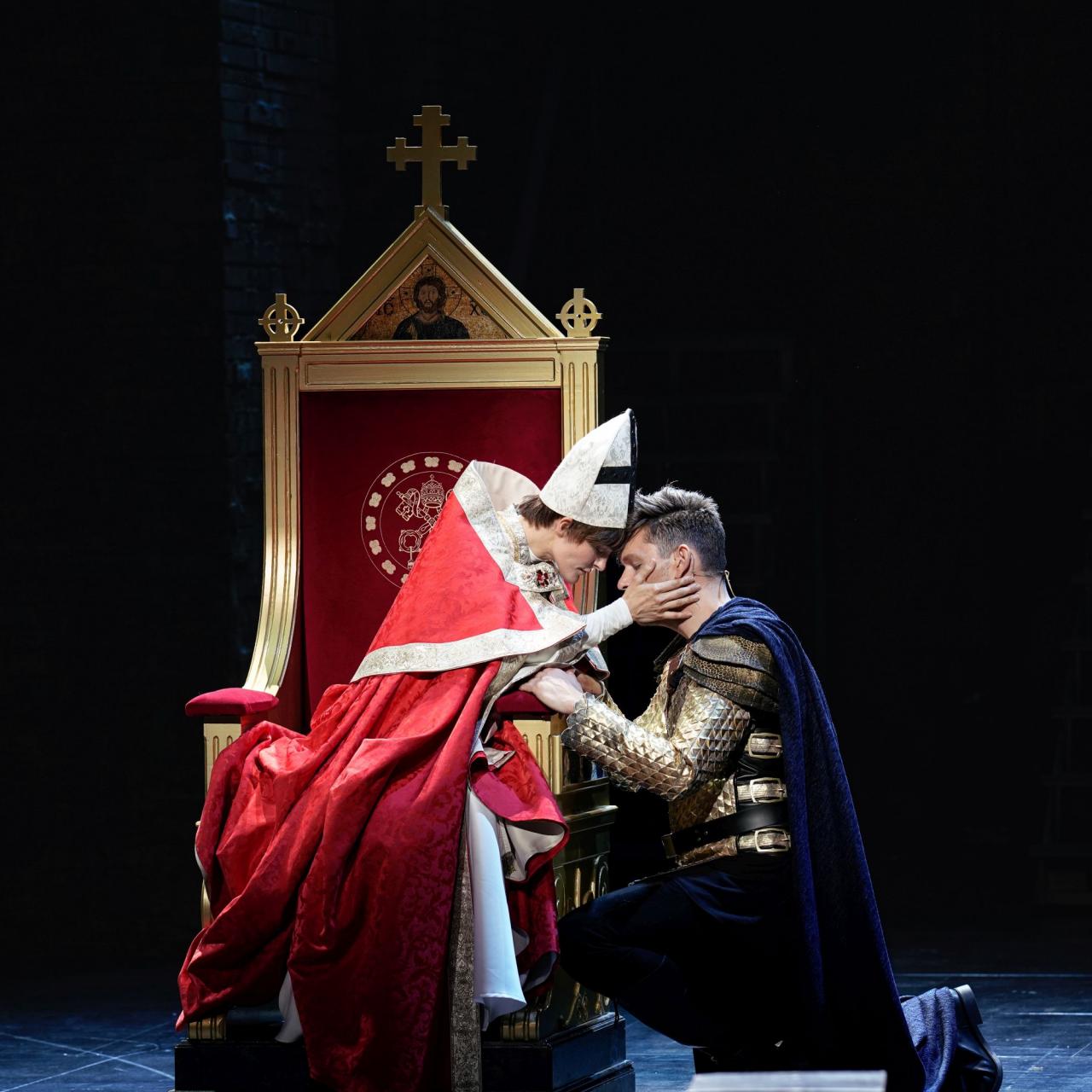 Die Päpstin - Deutsches Theater München