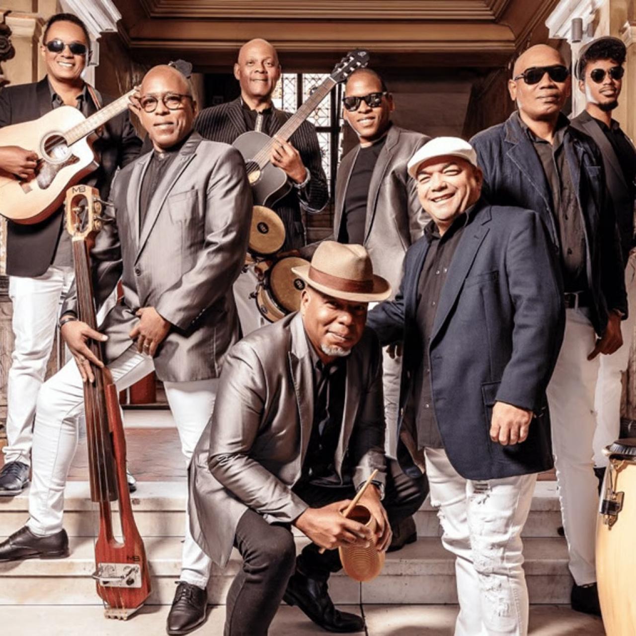 Die Enkel von Compay Segundo (Buena Vista Social Club) spielen beim Festival Son de Cuba im Brunnenhof der Residenz M&uuml;nchen